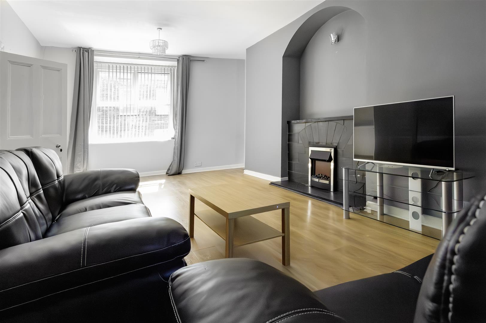 5 - 2 Dorvil Street.jpg
